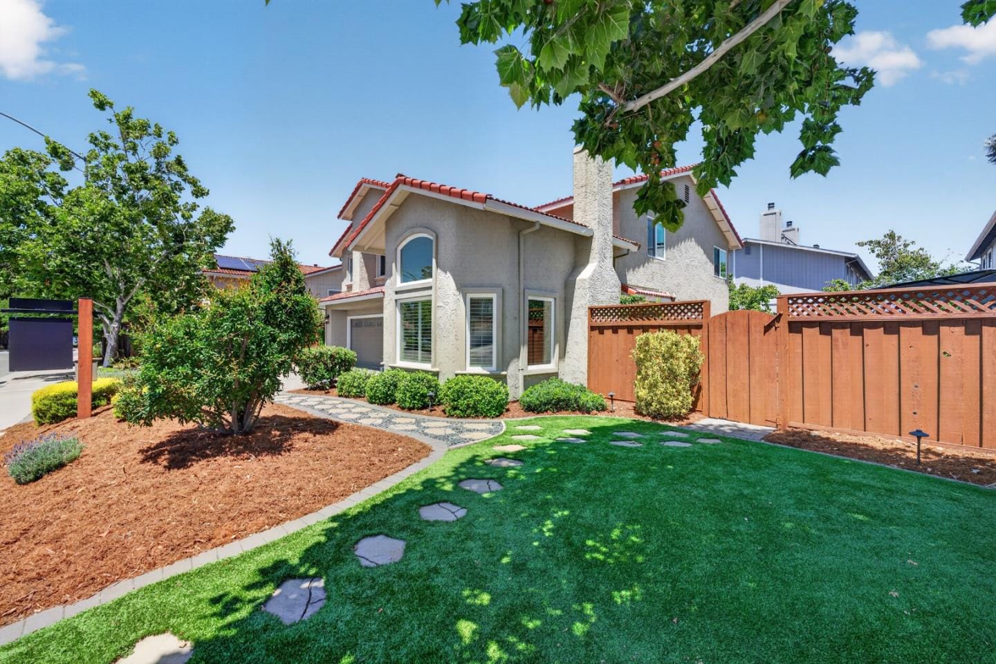 368 Hatcher CT — photo 3
