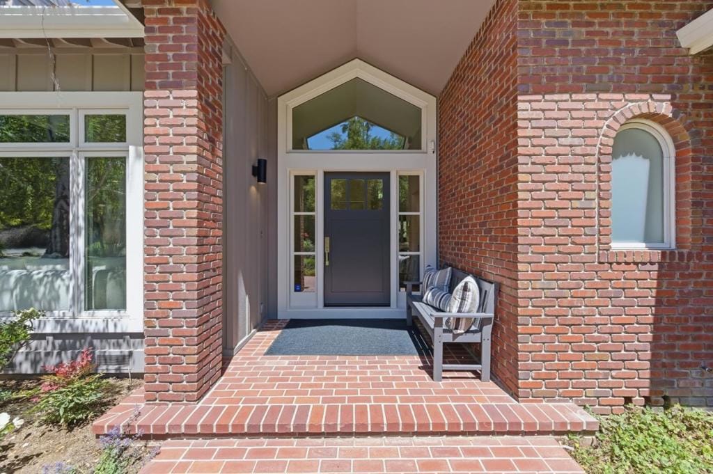 12681 Miraloma Way, Los Altos Hills, CA